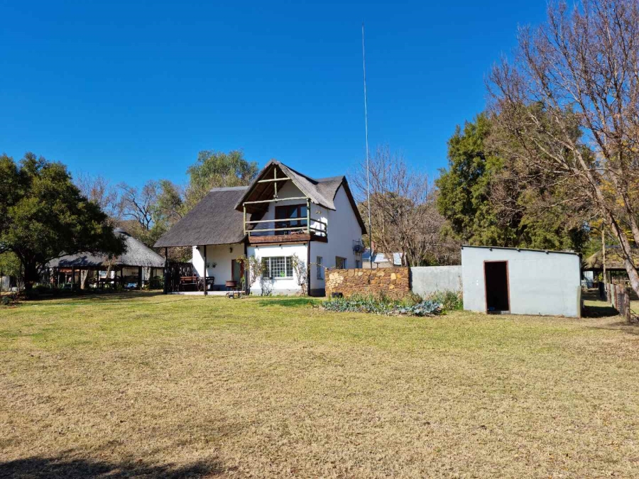 9 Bedroom Property for Sale in Hartbeespoort Rural North West